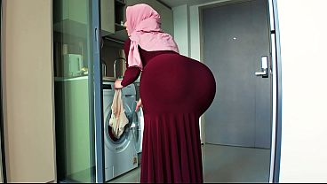Masturbasi Bareng Ibu Tiri Berhijab, Jadi Ngewe Tak Sengaja