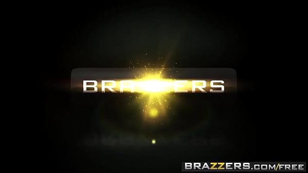 Brazzers – Ibu-ibu Mengontrol – (briana Banks, Taylor Sands) – Celah Mesumnya