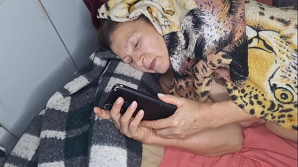 Menantu Tak Sengaja Meniduri Ibu Mertuanya Yang Seksi Hingga Terangsang