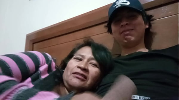 Mama Mertuaku, Oh Mama Mertuaku Yang Seksi, Aku Pengen Banget Ngentot Kamu Sampai Puas, Mainin Tubuh Montokmu Itu, Hisap Putingmu Yang Keras, Dan Genjot Memekmu Sampai Basah Kuyup, Kamu Pasti Suka Banget Rasanya.